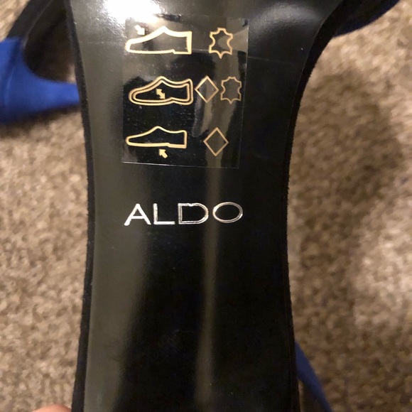 Color block heels - Picture 3 of 4